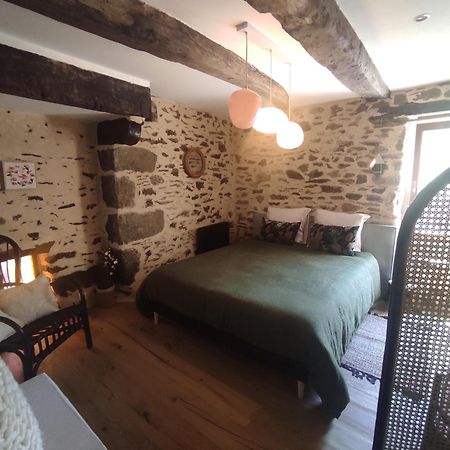 La Ville Es Riez Chambre D'Hotes Corseul Exteriér fotografie