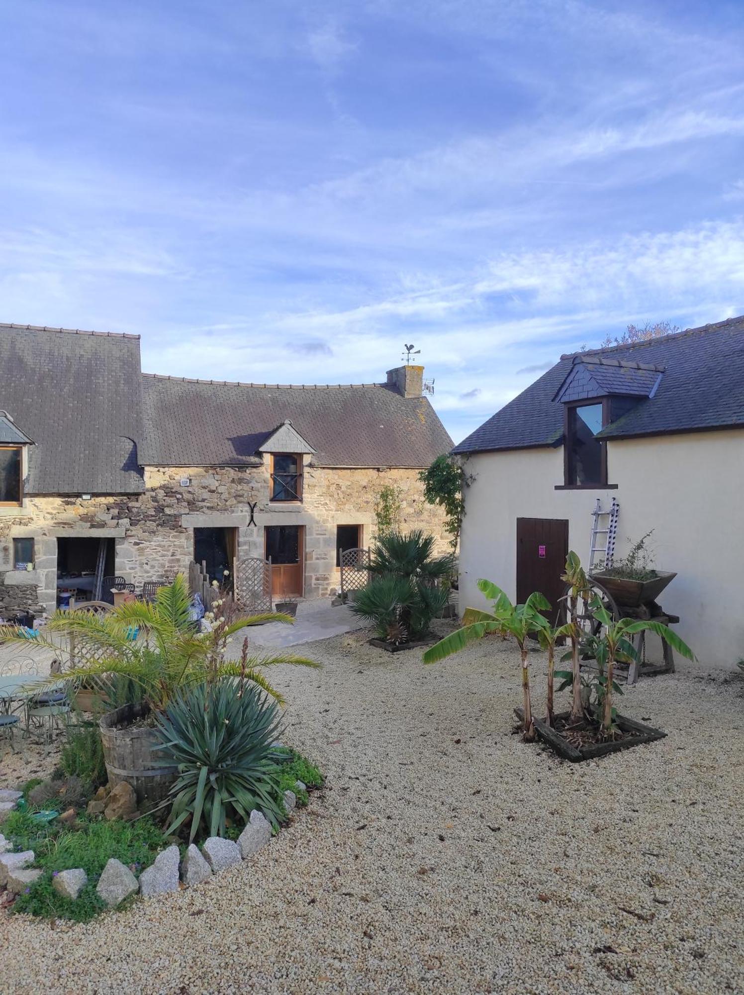 La Ville Es Riez Chambre D'Hotes Corseul Exteriér fotografie